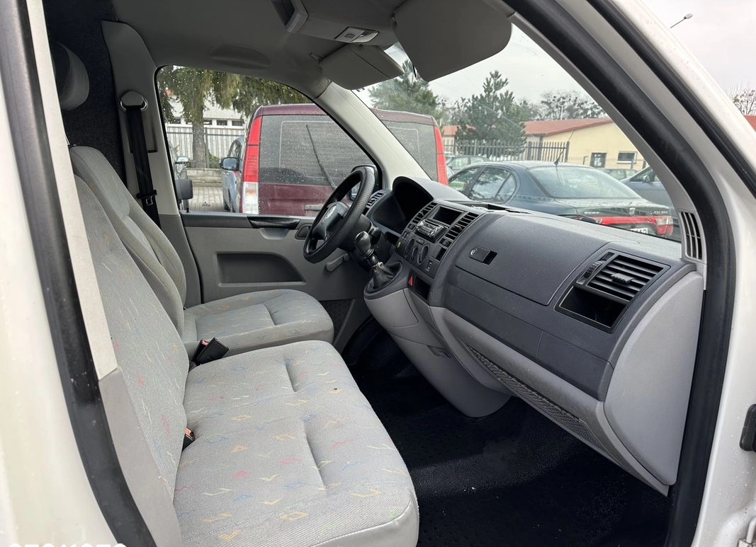 Volkswagen Transporter cena 18500 przebieg: 270000, rok produkcji 2005 z Chełm małe 232